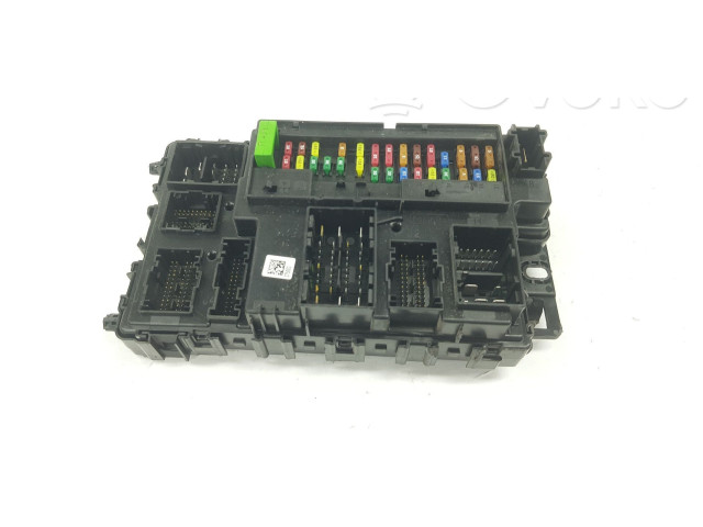 Блок предохранителей 2047470, GU5T15604CEC   Ford Ranger    