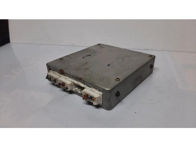 Блок управления двигателя E6T50675H Mazda 6