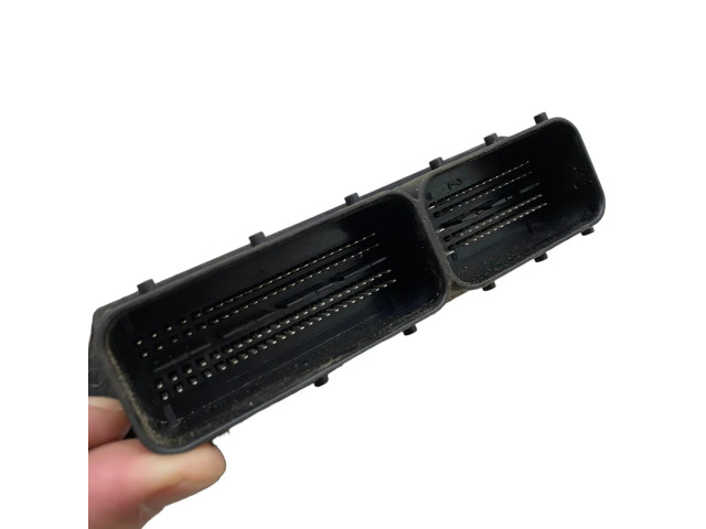 Блок управления двигателя 0281013911, P05187198AD   Jeep Grand Cherokee (WK)