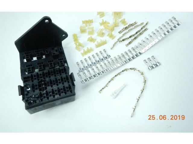 Pojistková skříňka 9111002A00, 9111002A00 Hyundai Atos Prime 2008