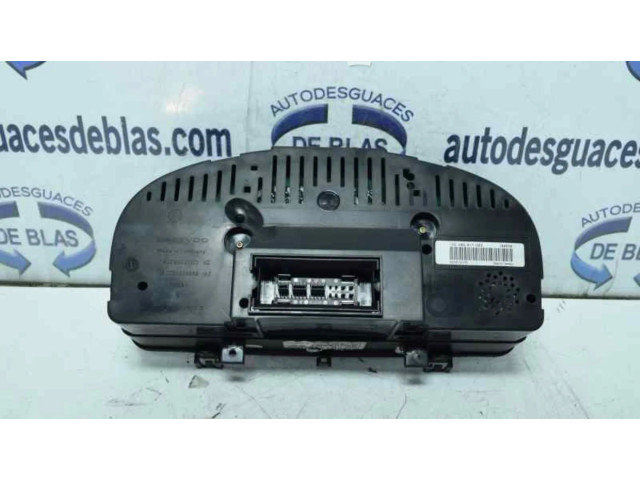 Панель приборов Volkswagen Caddy