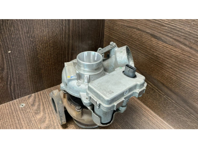 Turbodmychadlo Турбина 6510900186, 6511800022 Mercedes-Benz Vito Viano W639 2.1 OM 651.940
