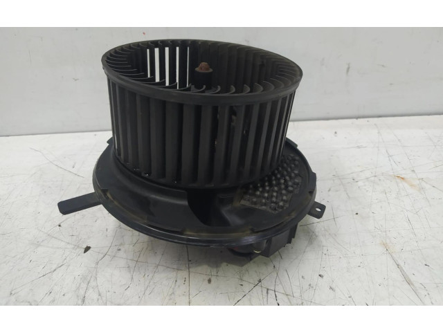 Вентилятор печки    3C0907521   Volkswagen Touran I