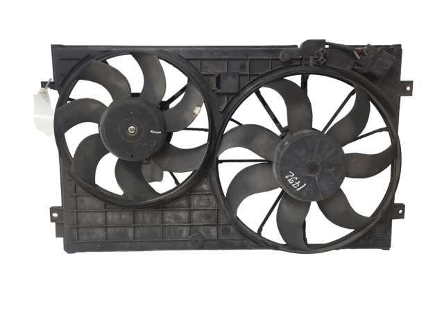 Вентилятор радиатора 1K0121207T Volkswagen Jetta V