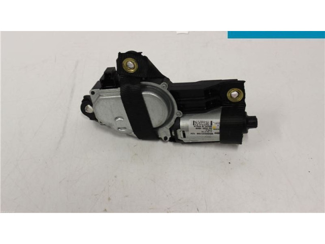 Двигатель стеклоочистителя заднего стекла