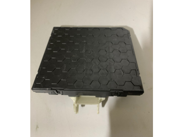 Блок комфорта 5Q0937086BJ, F005V02369 Volkswagen Touran III