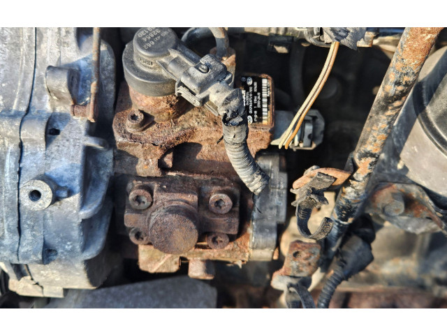 Топливный насос 331002A410, 0445010124    Hyundai Getz   