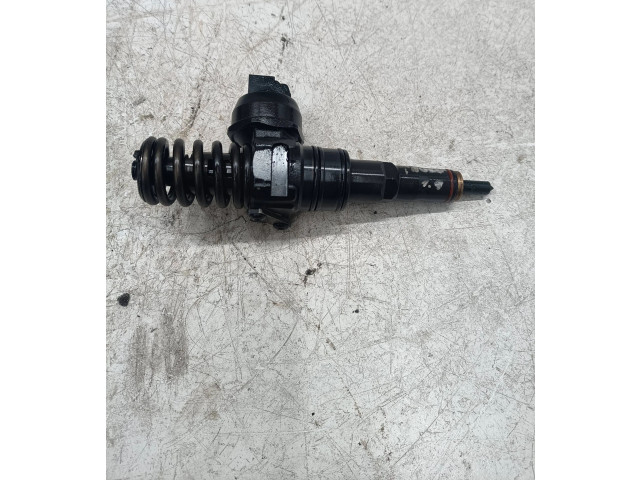 Форсунка 038130073AG Volkswagen Touran I