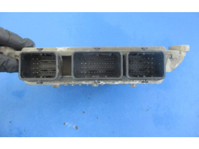 Блок управления двигателем Блок управления 9653447380, 9653447380 Alpine C2