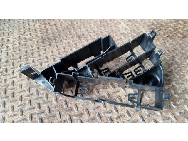 Другая деталь салона