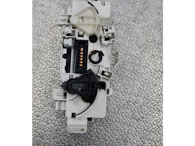 Блок управления климат-контролем 69300001, F664477S Citroen C2