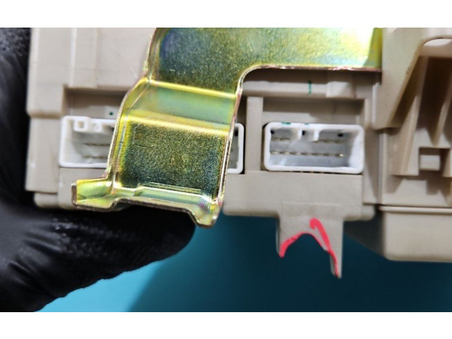 Pojistková skříňka 82730-06040-A, IMPRK1368612 Toyota Camry 2001