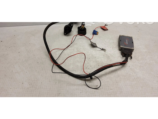 Řídící jednotka E6722452006, 038971600 Volkswagen Transporter - Caravelle T5 2006