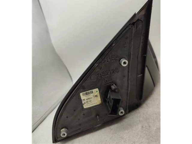 Зеркало электрическое        Opel Meriva A  2003 - 2010 года   