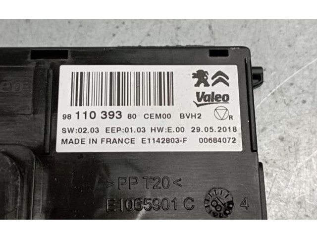 Блок комфорта 9811039380, E1142803 Citroen C3 Aircross