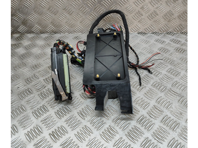 Pojistková skříňka 99660630100, 99660630100 Porsche 911 996 1999