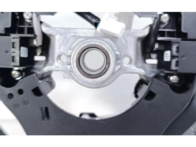 Volant Subaru Outback (BS) 2019 GS13116640