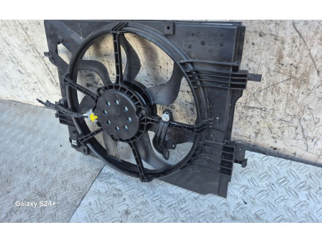 Вентилятор радиатора     214815148R, F82224    Dacia Sandero III 