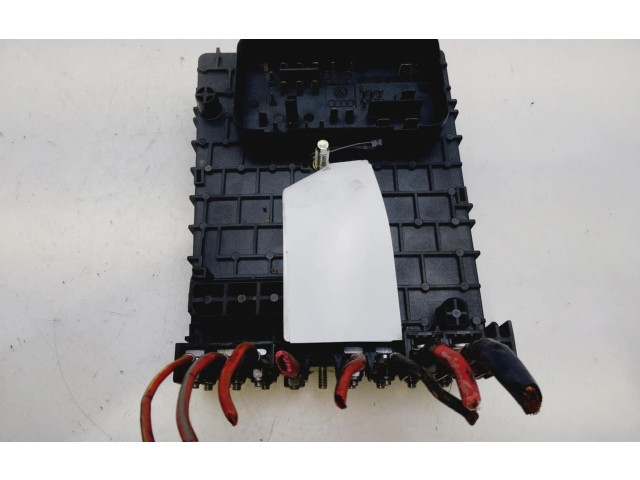 Pojistková skříňka 3C0937125 Volkswagen PASSAT 2011