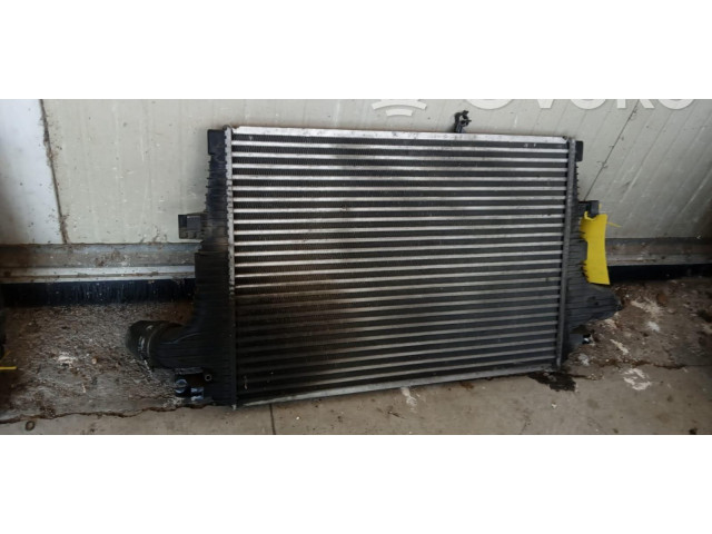 Интеркулер 60692222, 60692222 Alfa Romeo 159