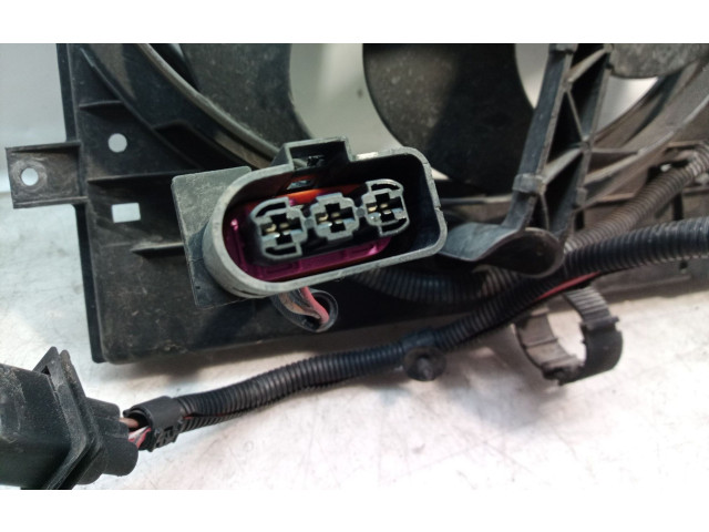 Вентилятор радиатора     1J0121207M, 1J0121207M    Audi TT Mk1 