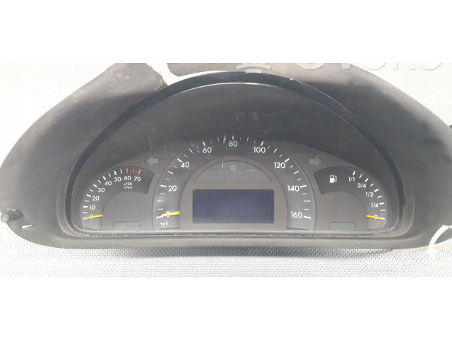 Přístrojová deska Mercedes-Benz C W203 2001 A2035400211