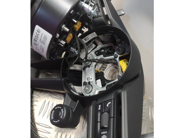 Volant Porsche 911 992 2020