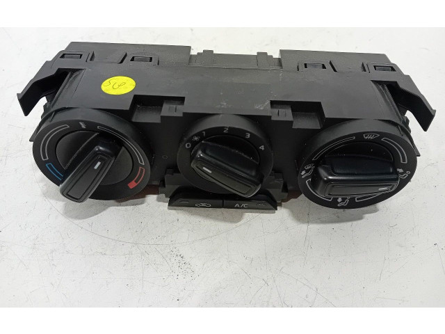 Блок управления климат-контролем    Skoda Fabia Mk3 (NJ)