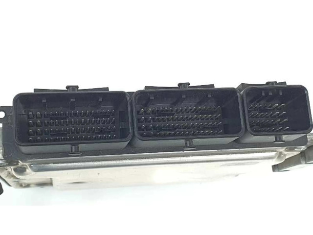 Блок управления двигателя 237106319R Dacia Lodgy