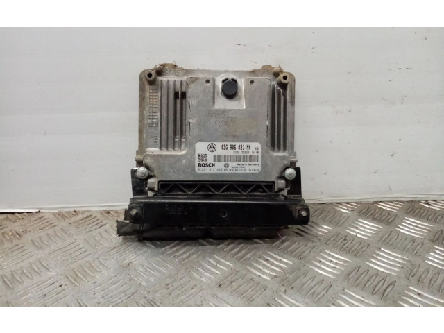 Řídící jednotka 03G906021NK Volkswagen Passat Alltrack 2021