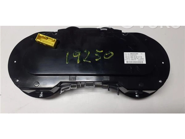 Přístrojová deska Peugeot 3008 I 2016 9810462780