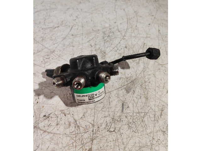 Vstřikovací lišta 8200584034, H8200334367   Renault Modus    K9KT766 