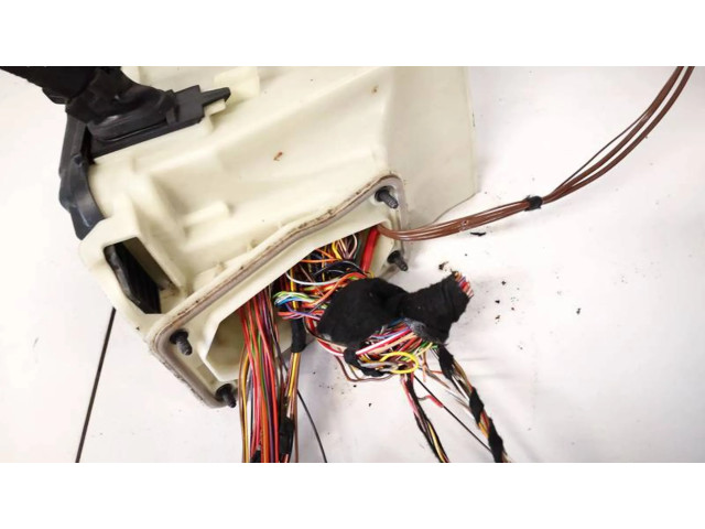   Pojistková skříňka    Mercedes-Benz E W212 2010