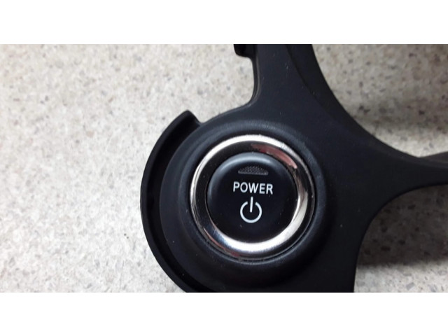 Включатель зажигания и стартера