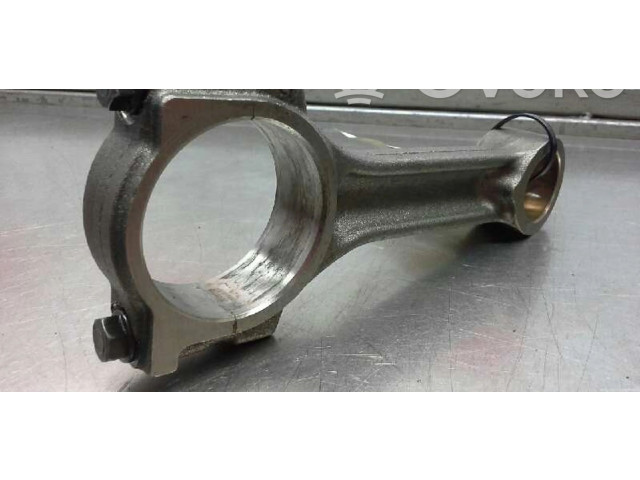 Шатун F9Q760 P16    Renault Trafic I  