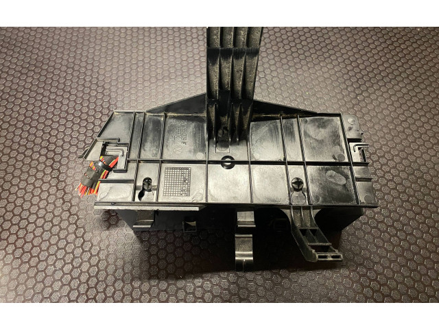 Блок предохранителей 3D0035209F Volkswagen Phaeton