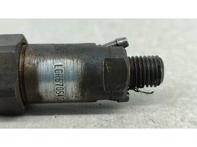 Vstřikovač LCR6705402 Peugeot 504 1.8