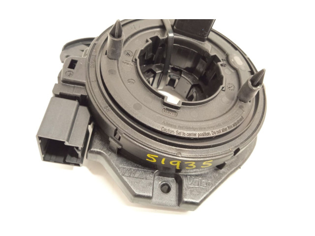 Подушка безопасности водителя 2Q0959653 Skoda Fabia Mk3 (NJ)