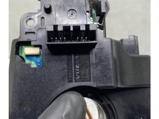 Подрулевой шлейф SRS    Volvo V70