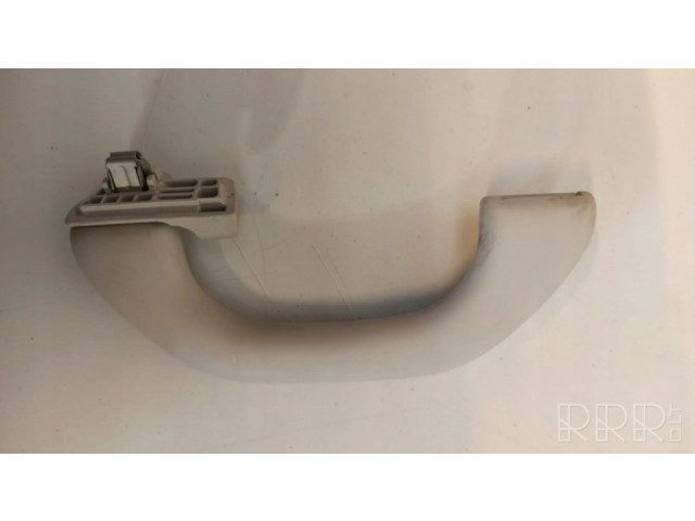 Задняя ручка