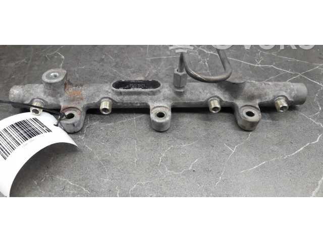 Магистральная трубка топлива 0445214019    Peugeot 206+   