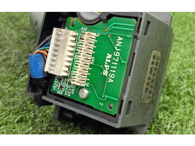 Ручка стеклоочистителей 30669741-04W45D   Volvo XC90