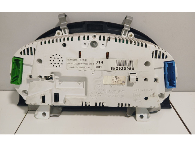 Панель приборов 8N2920950   Audi TT Mk1       