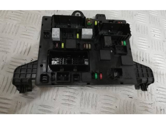 Pojistková skříňka 20957185, 1110097AC Opel Zafira C 2012