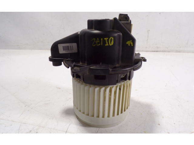 Вентилятор печки    272107379R   Dacia Sandero