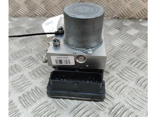 Блок АБС 32281471 Volvo XC40