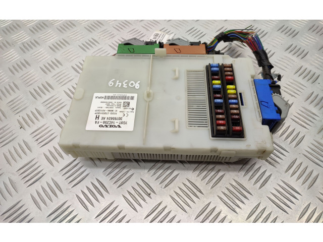 Блок предохранителей 7G9T14C256FA, 30765624   Volvo XC70    