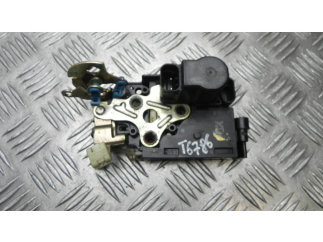 Замок багажника 6D24, T6786    Chevrolet Nubira 