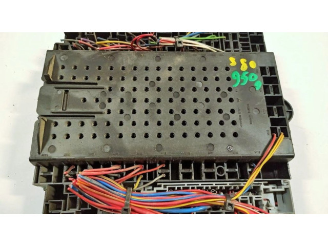 Pojistková skříňka 9162438, 8696098 Volvo S80 2004