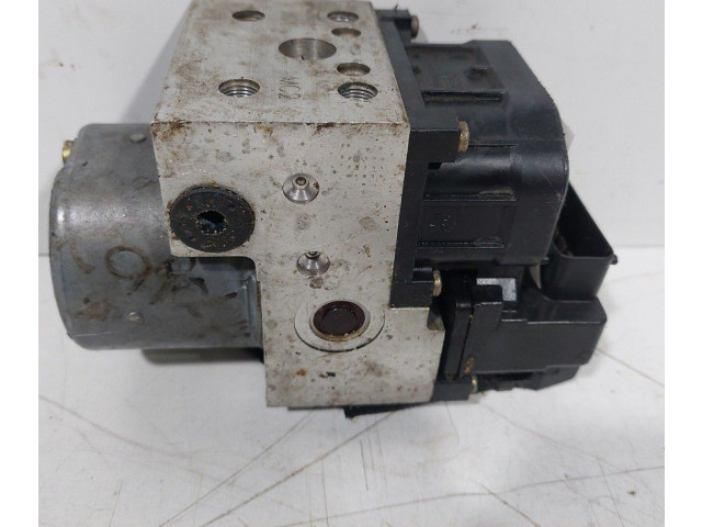 Блок АБС 0273004571, 0265216850 Toyota Corolla Verso E121 2001 - 2004 года